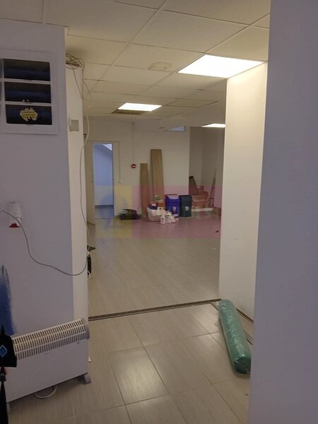 Demisol 106 mp utili – ideal birouri, depozitare sau servicii , Sect 5